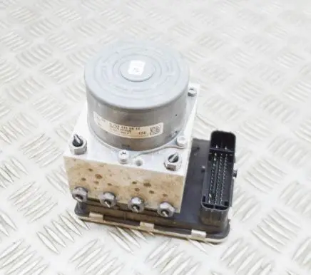 Mercedes-Benz C W205 ABS Pump A2534310812 10022100414
