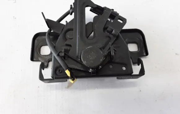 Renault Captur Engine bonnet (hood) release handle 656011705R