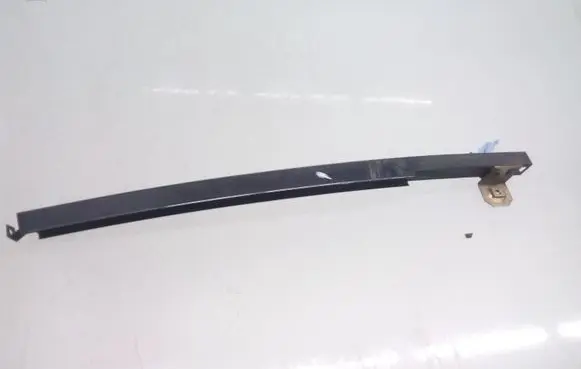Mercedes-Benz E W211 Rear door windshield rail 
