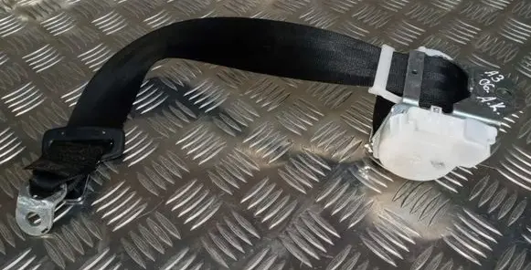 Audi A3 S3 8P Rear seatbelt 33035173