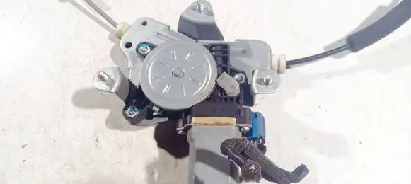 Chevrolet Captiva Front door window regulator motor 96627079 a00115570100