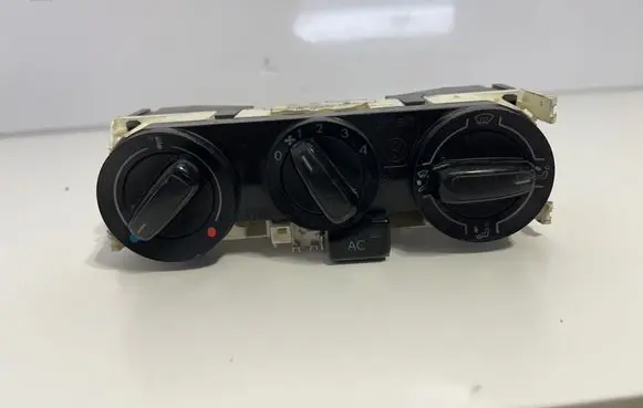 Volkswagen Polo V 6R Air conditioner control unit module 6R0820045M X8176002 0030300110