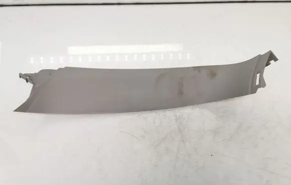 Opel Zafira B Tailgate trim 13131333 322225228