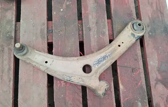 Mitsubishi ASX Front lower control arm/wishbone 