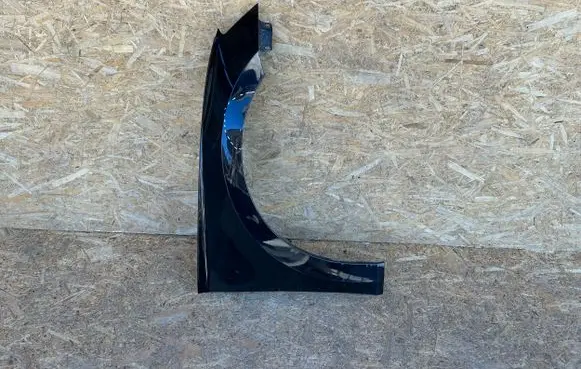 Skoda Superb B8 (3V) Fender C03077