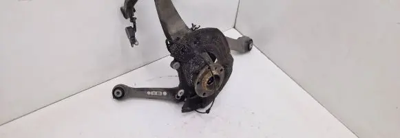 BMW 7 F01 F02 F03 F04 Front wheel hub spindle knuckle
