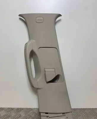 SsangYong Rexton (B) pillar trim (top)
