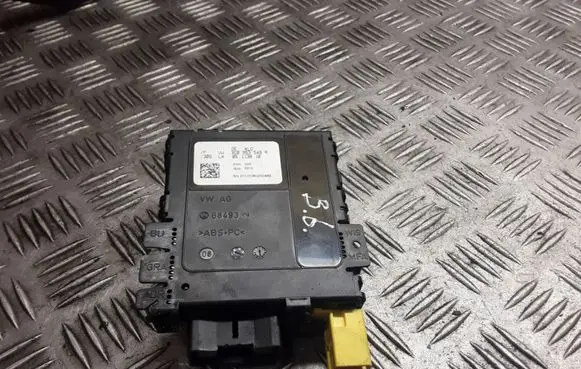 Volkswagen PASSAT B6 Steering angle sensor 3C0953549A 05113810