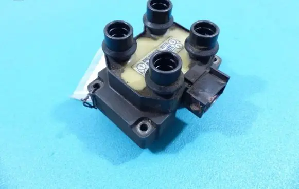 Ford Escort High voltage ignition coil 928F-12029-CA IMPRK888948