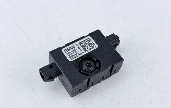BMW 1 F20 F21 Aerial antenna amplifier 9181453