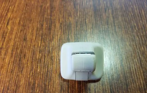 Volkswagen Tiguan Sun visor clip/hook/bracket 1K0857561B