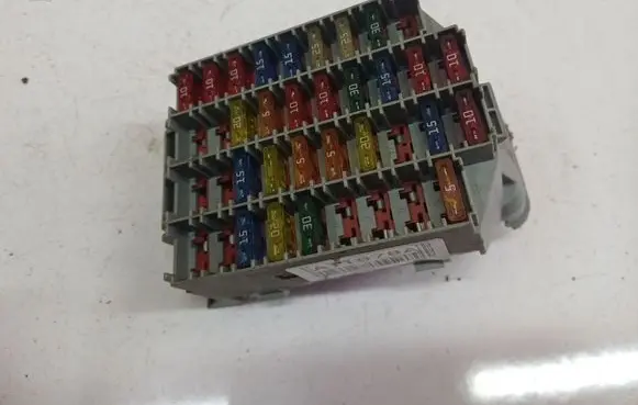 Volvo S60 Fuse box set 9162439