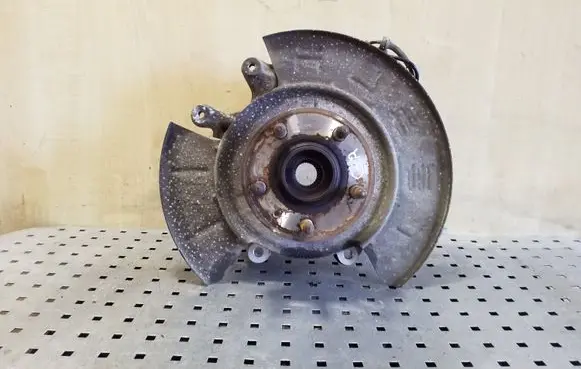 Tesla Model S Rear wheel hub