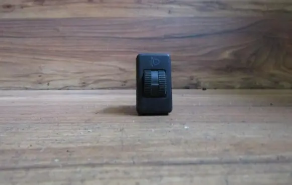 Volkswagen PASSAT B3 Headlight level height control switch 357941333