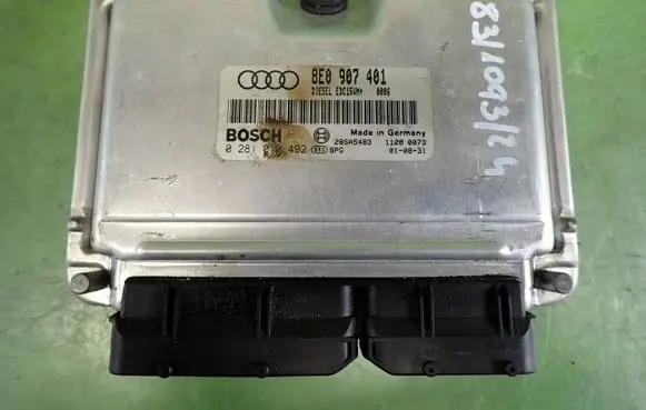 Audi A4 S4 B6 8E 8H Engine control unit/module ECU