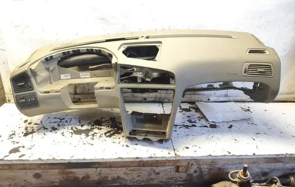 Volvo V70 Dashboard 9177707 3865