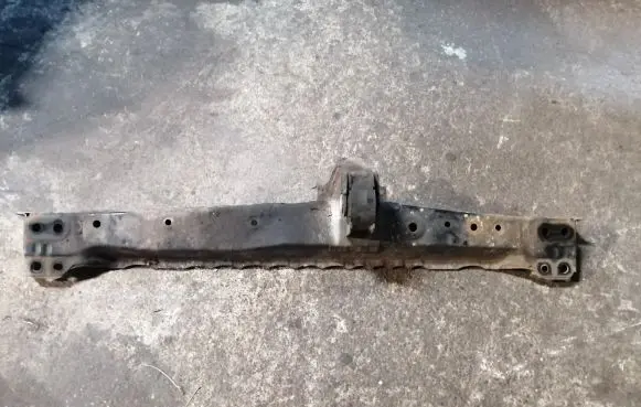 Toyota RAV 4 (XA30) Front subframe