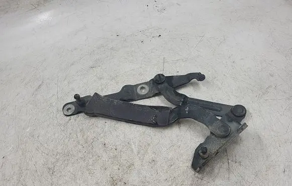 Audi A4 S4 B5 8D Tailgate/trunk/boot hinge 