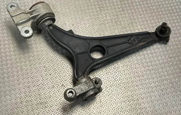 Citroen Jumpy Front lower control arm/wishbone