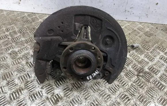 Peugeot 508 II Front wheel hub