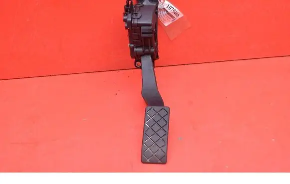 Volkswagen Transporter - Caravelle T5 Accelerator throttle pedal 7H1721503