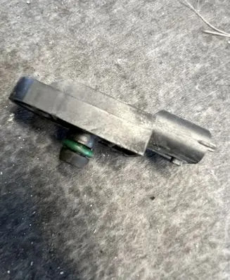 Renault Clio III Air pressure sensor 0281002566 8200168253