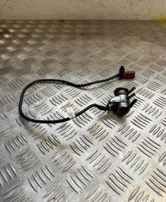 Audi Q5 SQ5 AdBlue injector 04l131113 964857 1966701