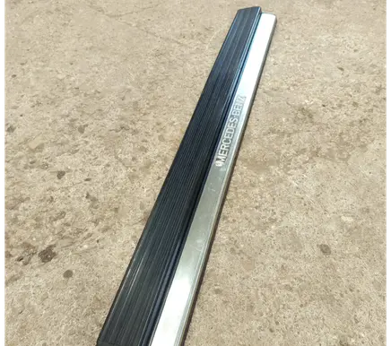 Front sill trim cover