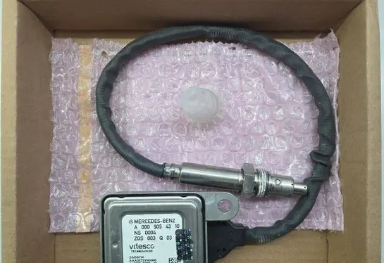 Mercedes-Benz E W212 Lambda probe sensor A0009054310 SNS611A 2403170095