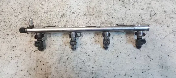 Mercedes-Benz A W168 Fuel main line pipe A1660700395