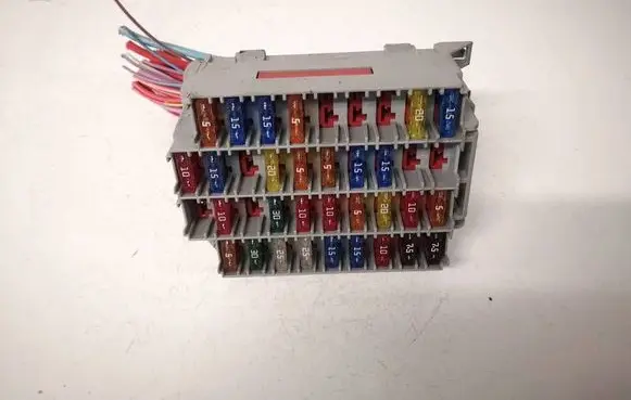 Volvo V70 Fuse box set 9162439