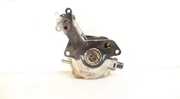 Volkswagen Golf V Vacuum pump