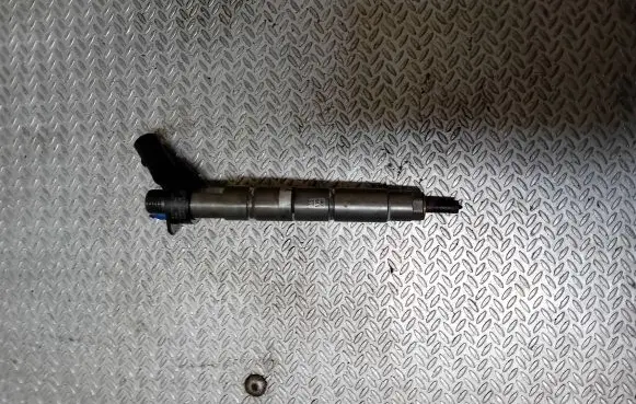 Mercedes-Benz A W177 Fuel injector 0445117048