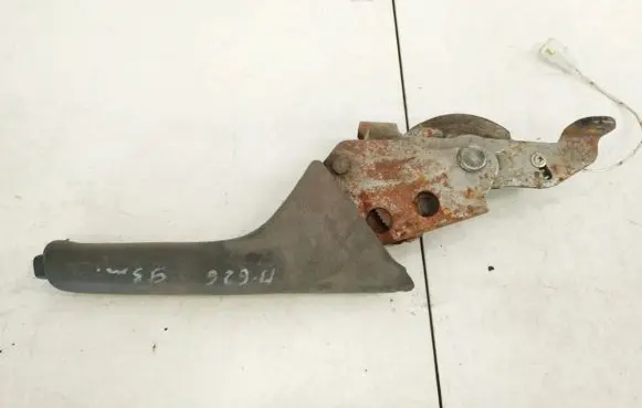 Handbrake/parking brake lever assembly