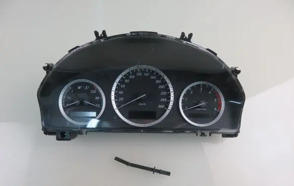 Mercedes-Benz C W204 Speedometer (instrument cluster) A2C53347513 2049004000
