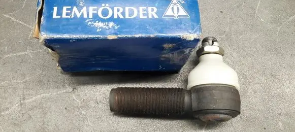 Mercedes-Benz 200 300 W123 Steering tie rod end 0003309335