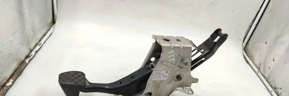 Volkswagen Caddy Brake pedal 1T1721057L