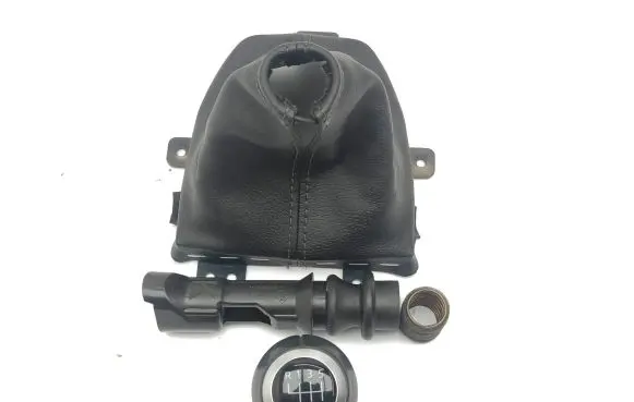 Nissan Qashqai J12 Gear lever shifter trim leather/knob 969UL6UN0B 50010067 20210517