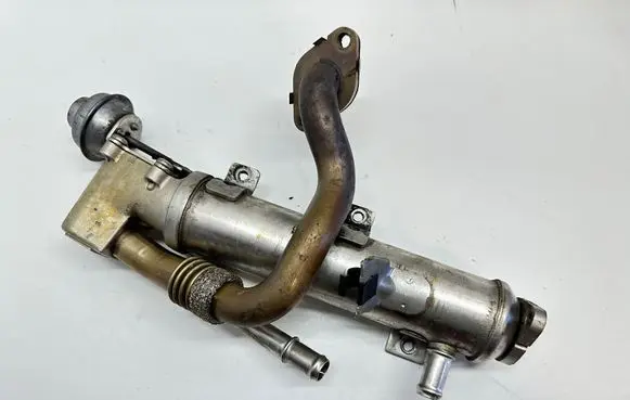 Audi A4 S4 B8 8K EGR valve cooler