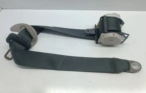 Mitsubishi Grandis Rear seatbelt TKAB0N694 7029N