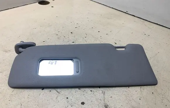 BMW 1 E81 E87 Sun visor