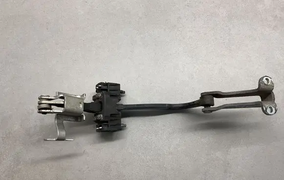 Peugeot Boxer Rear door check strap stopper