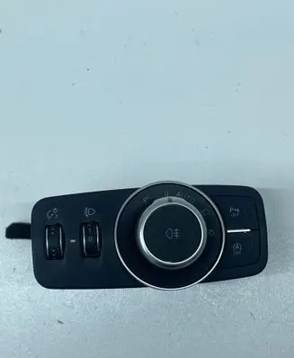 Alfa Romeo Giulia Light switch 01561323180