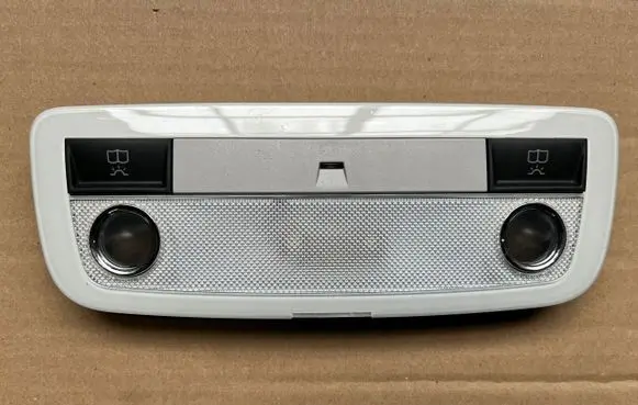 Mercedes-Benz E W212 Front seat light 2049060335