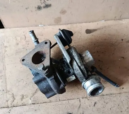 Citroen Xsara Turbo 9615718980 XE0169F 4541321