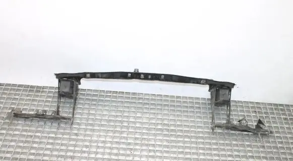 BMW 3 F30 F35 F31 Top upper radiator support slam panel