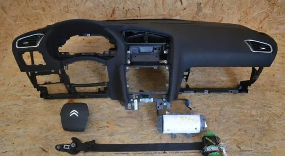 Citroen C4 II Dashboard