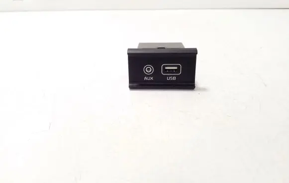 USB socket connector