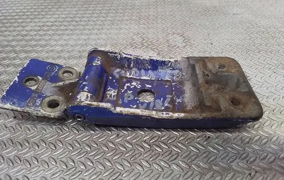 Volkswagen II LT Rear door upper hinge 9017400737