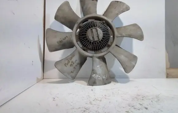 Mitsubishi Pajero Viscous fan clutch 